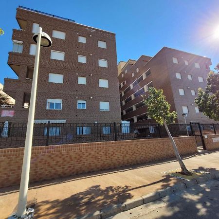 Schöne Ferienwohnung ca. 350m vom Strand entfernt Oropesa del Mar Exterior foto