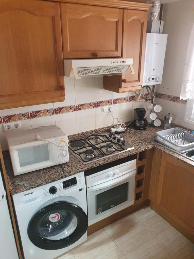 Schöne Ferienwohnung ca. 350m vom Strand entfernt Oropesa del Mar Exterior foto