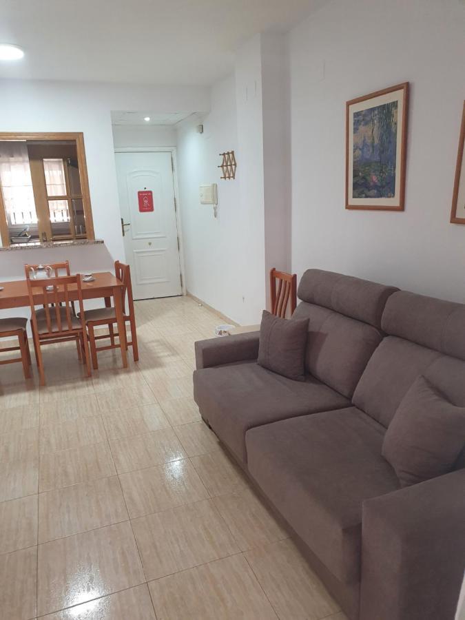 Schöne Ferienwohnung ca. 350m vom Strand entfernt Oropesa del Mar Exterior foto